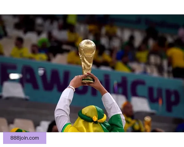 蓝武士出征世界杯高市早苗寄语誓将大力神杯带回日本冲击冠军雄心